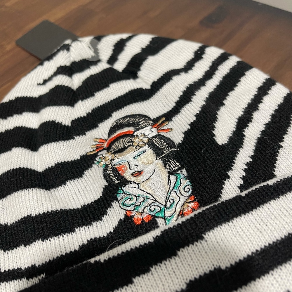 Ed Hardy Stocking Cap - Picture 2 of 4